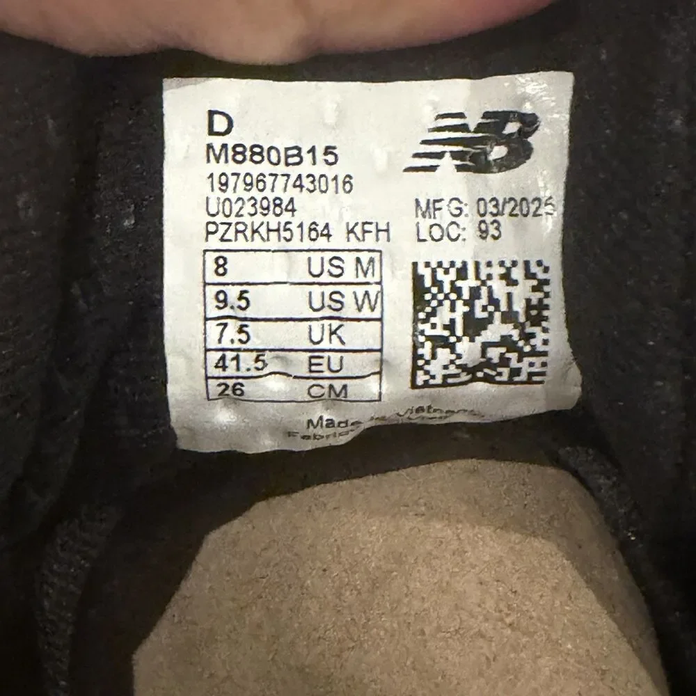 NIB New Balance Fresh Foam 880v15 Black Running Shoes Men 8 EU 41.5 Women 9.5